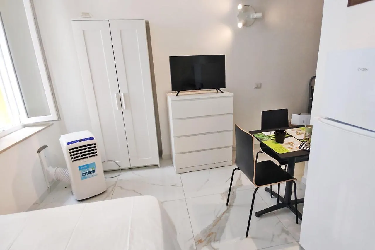 Maestri 7 Apartment Parma 0*,  Italy
